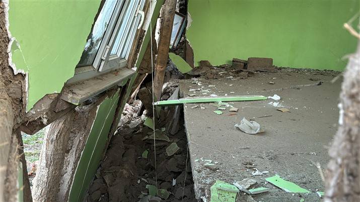 Tokat'ta korkutucu depremin izleri gün ağarınca ortaya çıktı 7